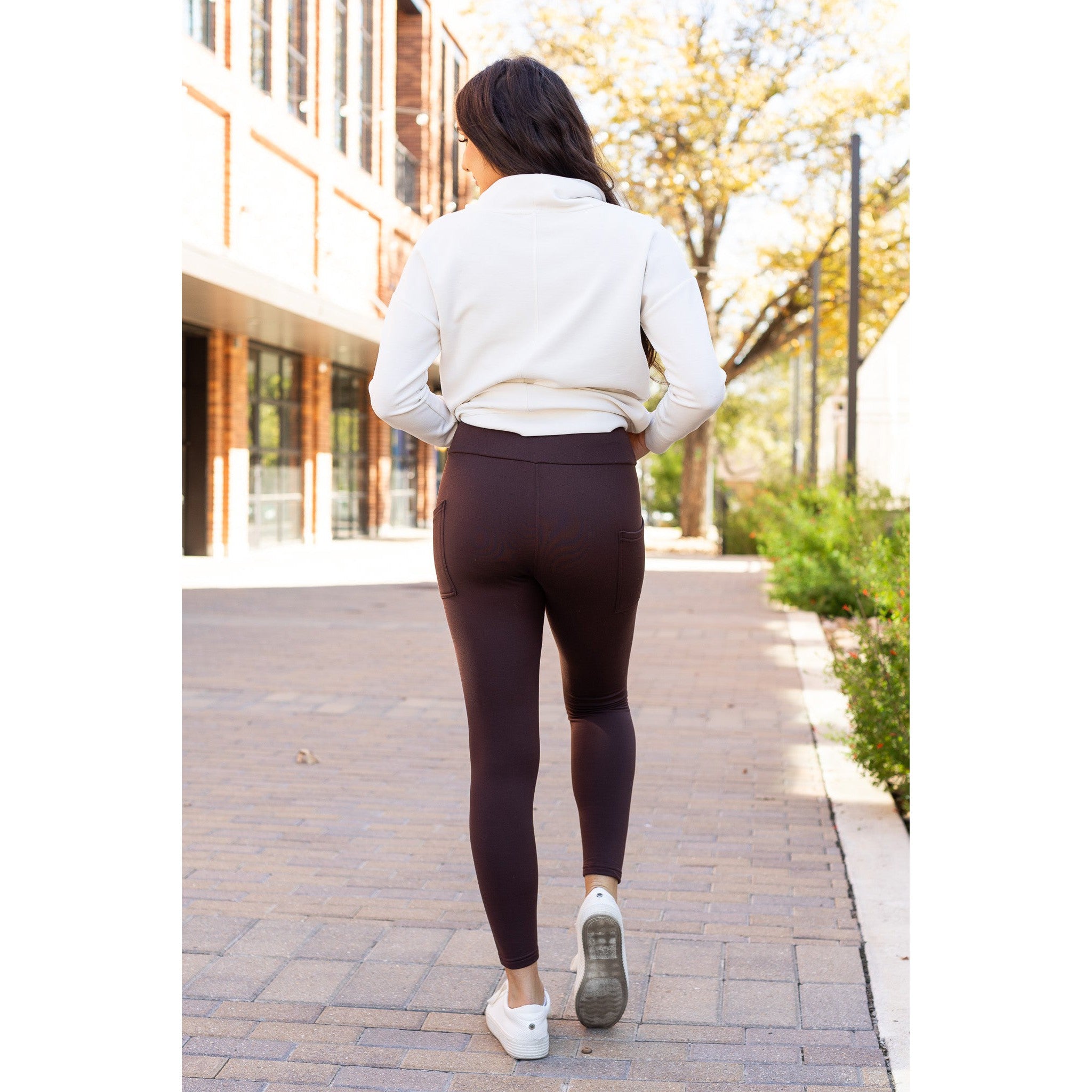 Ready to Ship | The Belle - Brown FLEECE Full Length Leggings with Pockets*